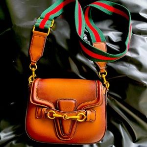 Leather brown purse